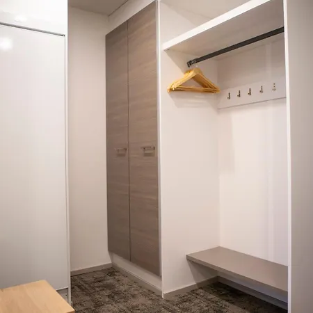 Yllaes 4 Ski-in, Incl 2 Winter Lift Passes Ylläsjärvi