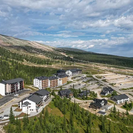 Yllaes 4 Ski-in, Incl 2 Winter Lift Passes Ylläsjärvi