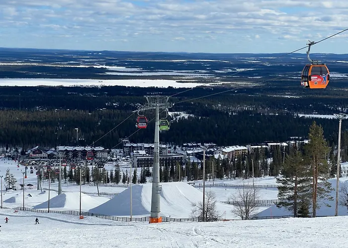 Yllaes 4 Ski-in, Incl 2 Winter Lift Passes Ylläsjärvi