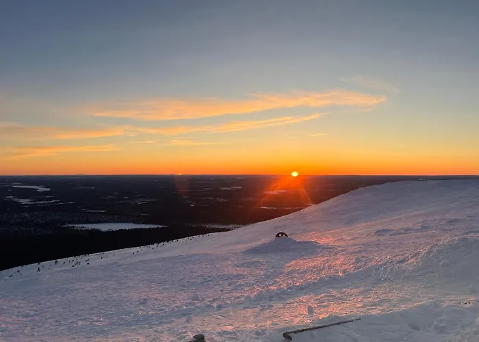 Yllaes 4 Ski-in, Incl 2 Winter Lift Passes *