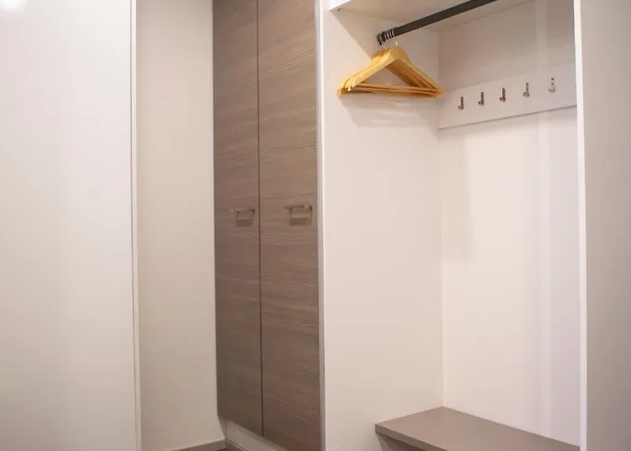 Yllaes 4 Ski-in, Incl 2 Winter Lift Passes Ylläsjärvi