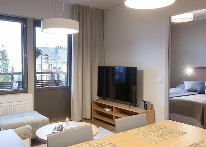 Yllaes 4 Ski-in, Incl 2 Winter Lift Passes * Ylläsjärvi